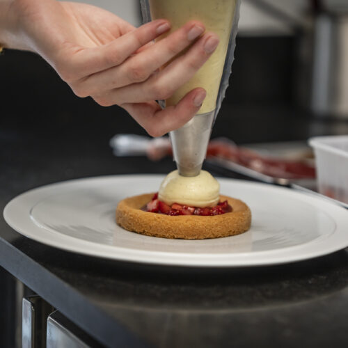 Tartelette sablée aux fraises Charlotte, crème vanillée